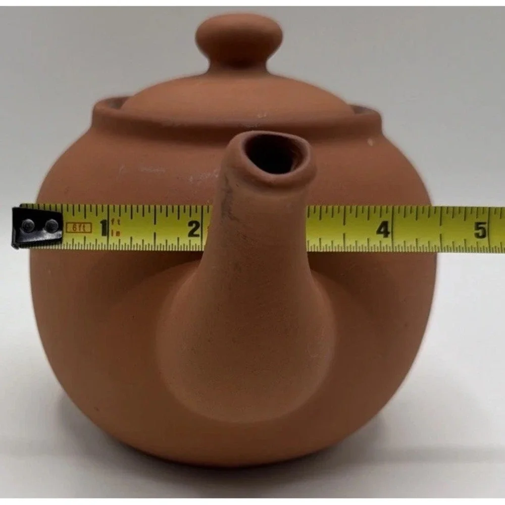 The Original Suffolk Country Tea Pot. Terracotta Henry Watson Pottery England.
